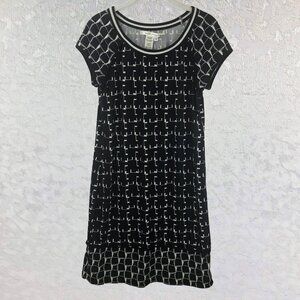Max Studio Black & White Geometric Print Short Sleeve Midi Dress
